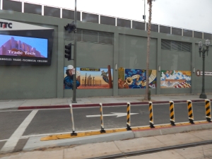 LA Trade Tech Mural by  Sign Graphics 201: Fundamentals of Mural Painting: with Art Mortimer (Photo by N. Murph)